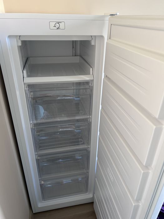 Zamrażarka MPM. Wysokość 142cm