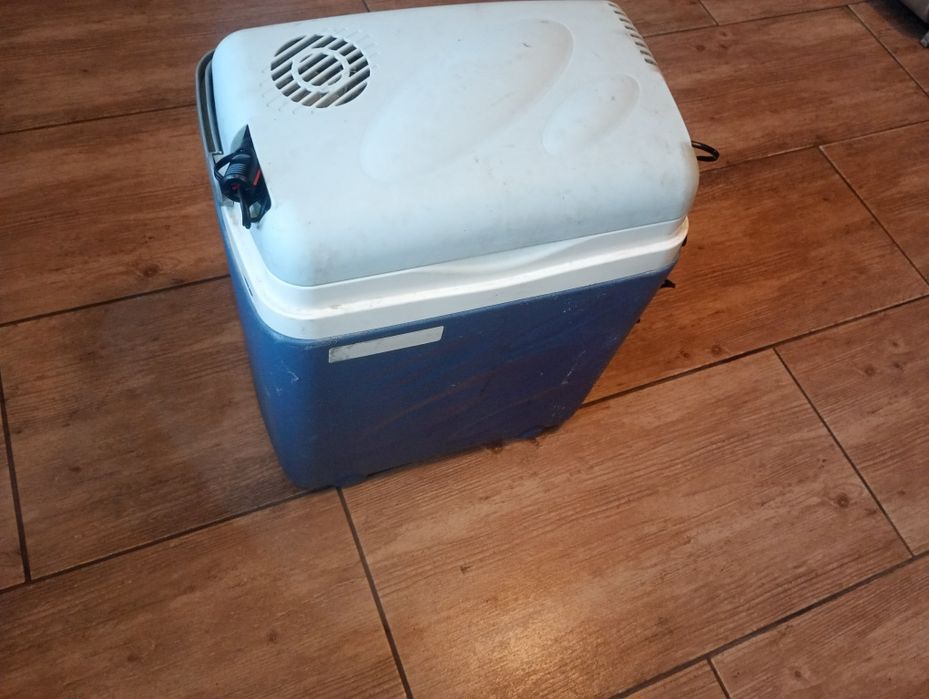 Sprzedam lodówkę turystyczną