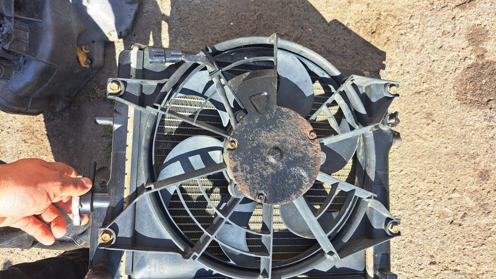 Радиатор вентилятор хендай хбндай акцент hyundai accent lantra