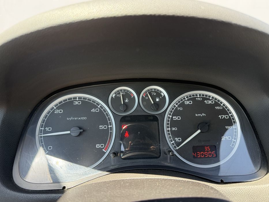 Peugeot 307 — fotografia 12