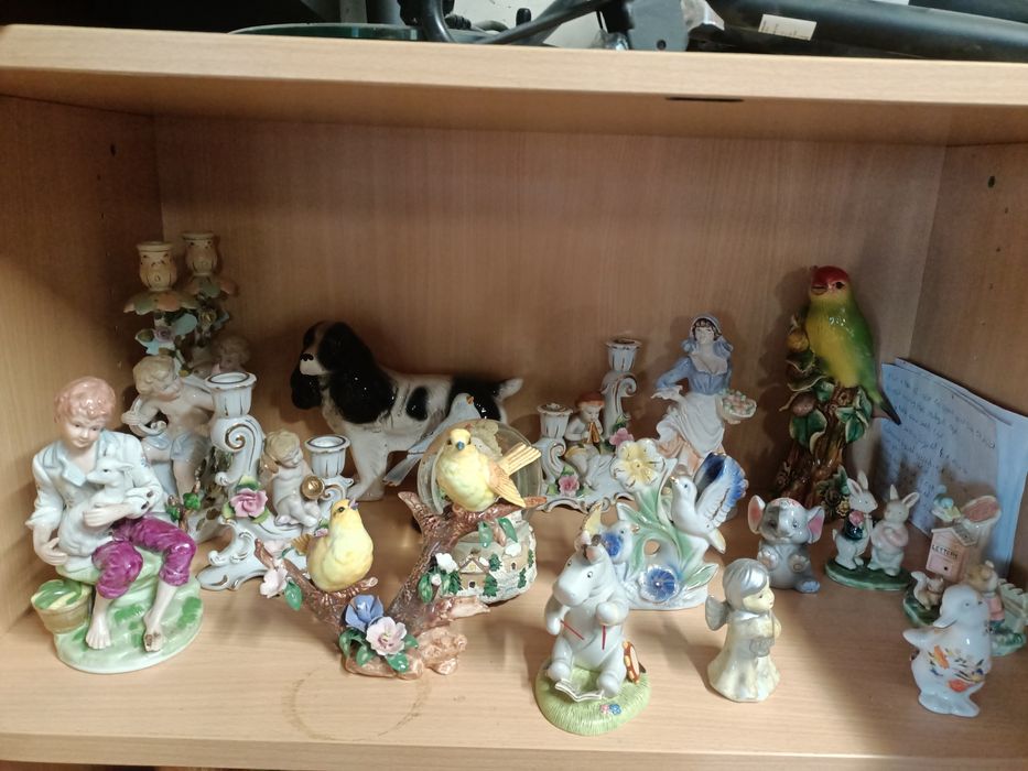 Figurki porcelanowe różne