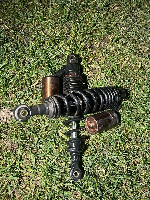 Продам амантизатори на ліфан сітір 200