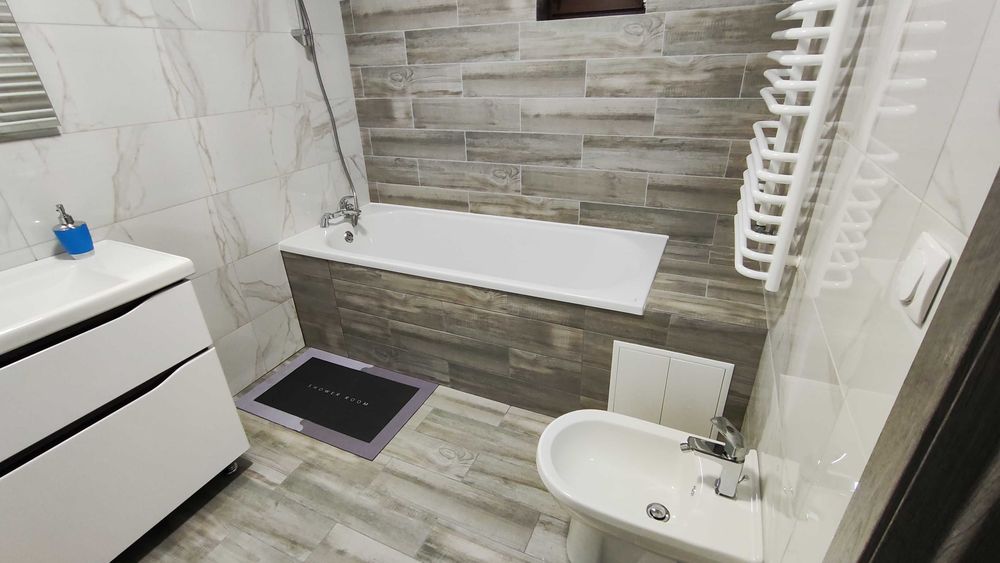 Оренда зняти будинок подобово Карпати Ясіня чан джакузі спа річка