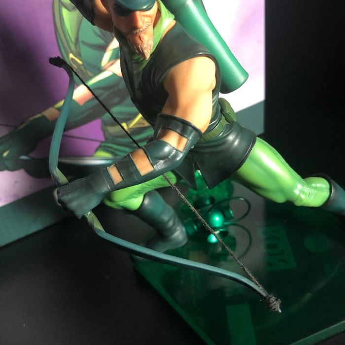 Green Arrow Iron Studios statue - DC Comics