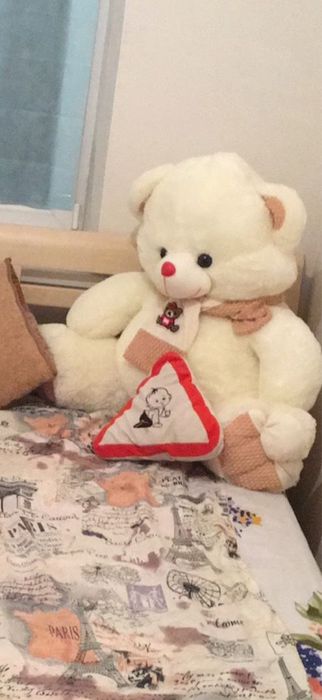 Продам мишку белого