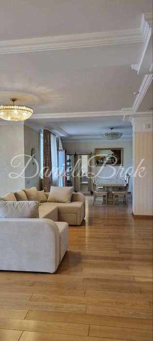 Аренда 4 комнатные апартаменты в ЖК Диамант