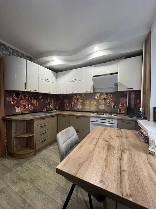 2-к квартира 49 м², Браїлки,ремонт, цегляний будинок, меблі+техніка