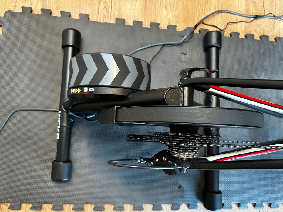 Sprzedam zestaw do treningu Wahoo Clickr + Climb + Zwift  Cog i Play