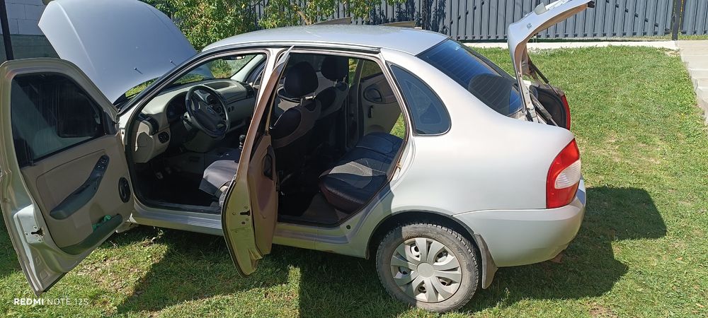 Продам авто Лада Калина стан гарний все робить