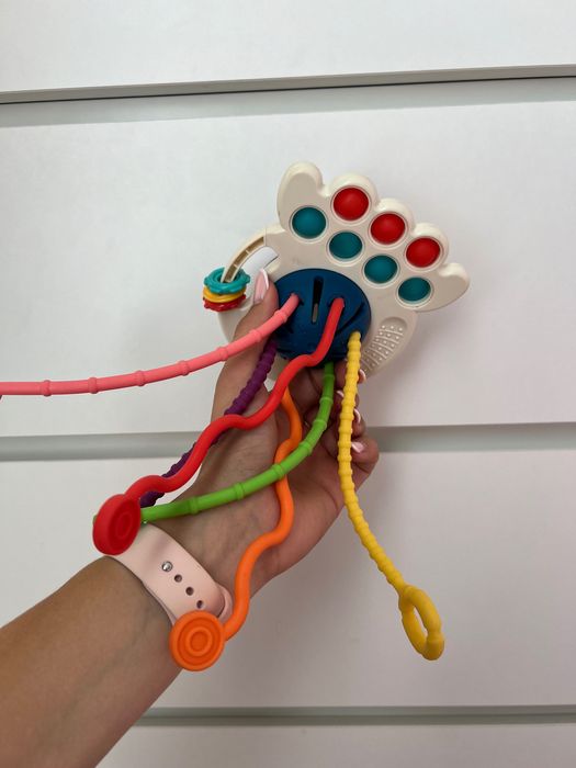 Брязкальця для дитини