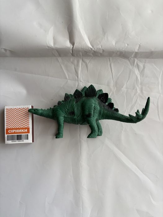 Фігурка динозарв