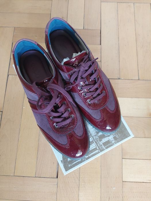 Buty snakersy Ecco r 40