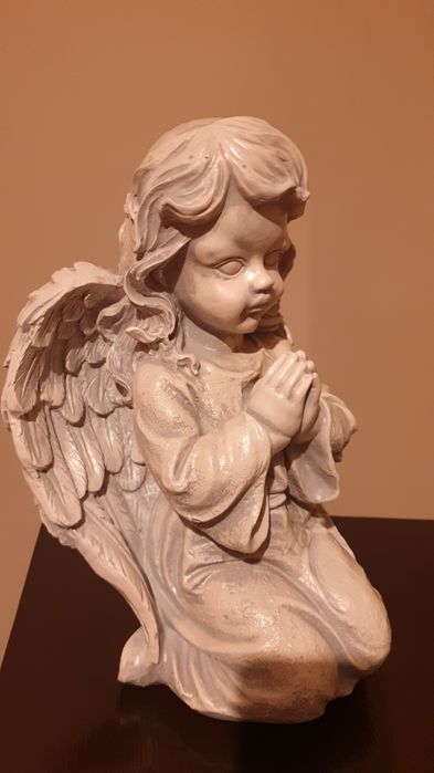 Anioł z gipsu - duża figurka