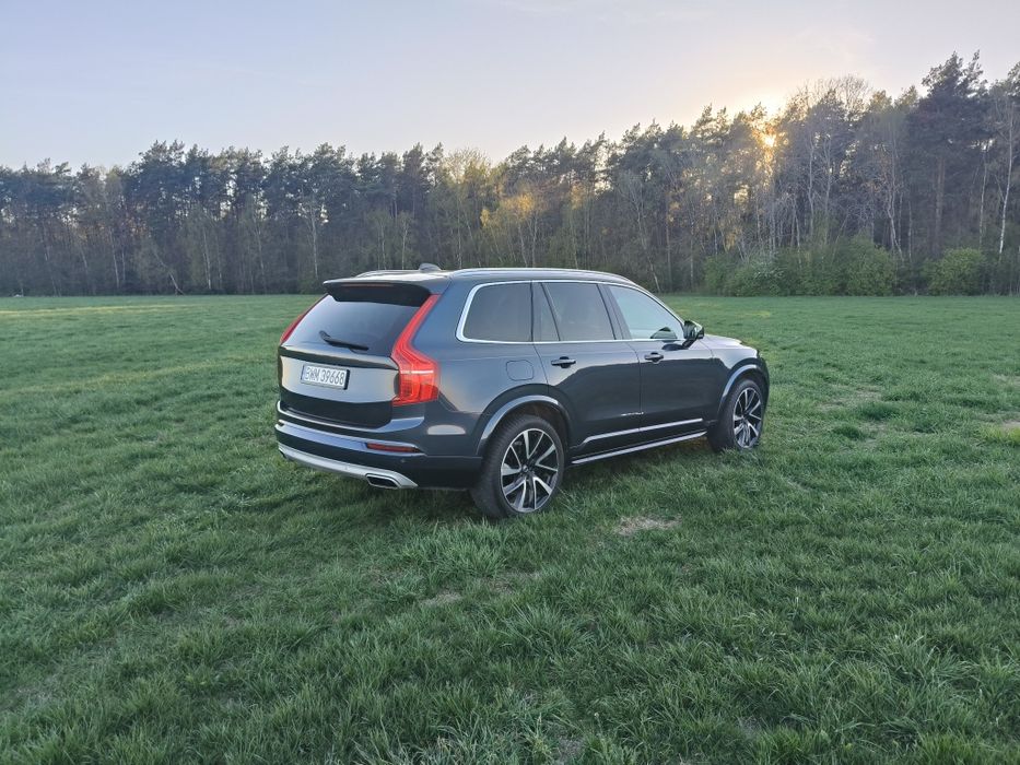 Samochód Volvo XC90
