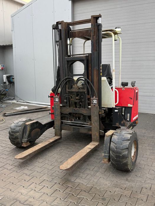 Wózek widłowy podwieszany, terenowy Palfinger. Moffett 2012 rok.3x3