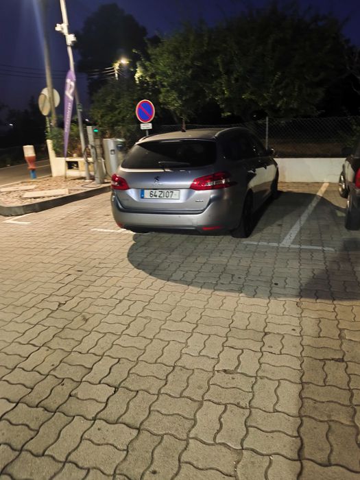 Peugeot 308 vendo ou troco