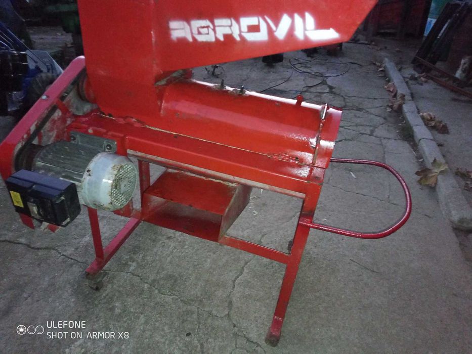 malhadeira de milho AGROVIL eletrica e monofasica