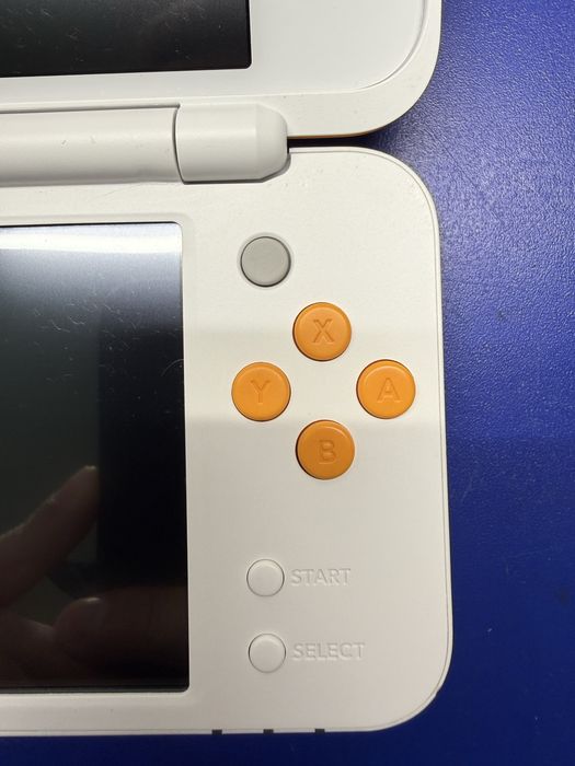 Nintendo new 2ds xl
