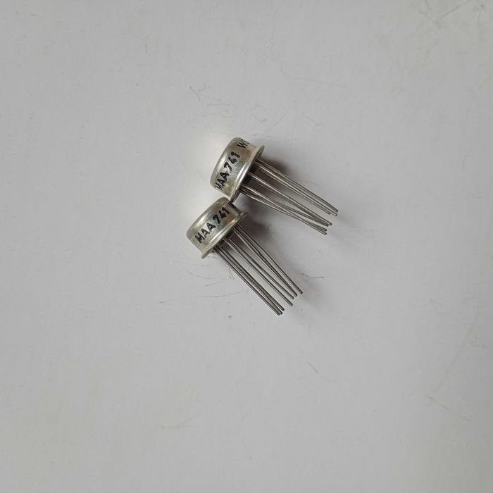 Układ scalony, wzmacniacz MAA 741 W50