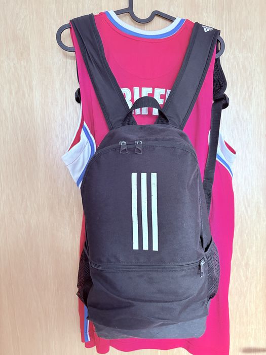 Plecak Adidas czarny uniwersalny model sportowy