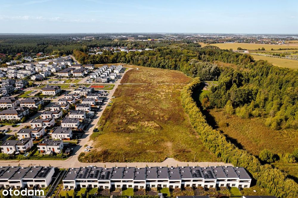 Działka budowlana w pięknym miejscu w Dąbrówce. Sprawdź!