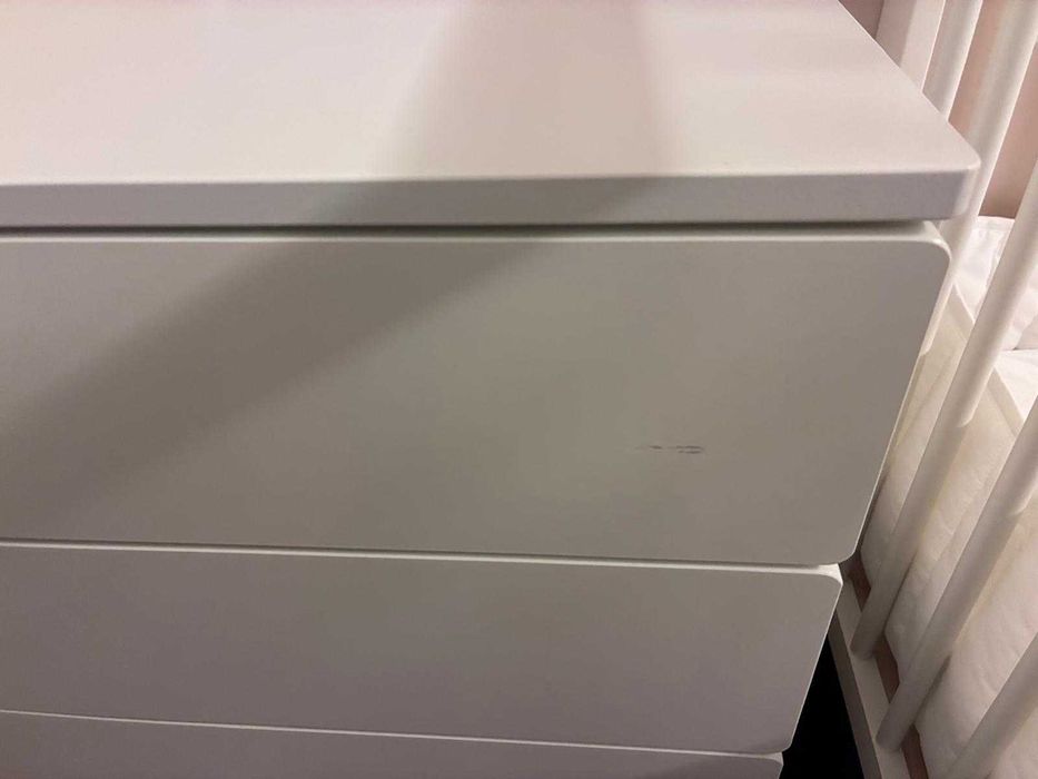 Cómoda infantil IKEA SMÅSTAD / PLATSA – branca – 4 gavetas