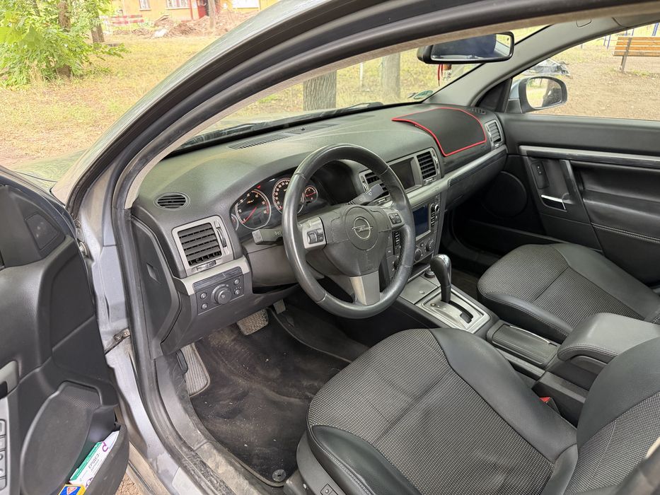 Продам Opel Vectra C рест 1.9 дизель автомат