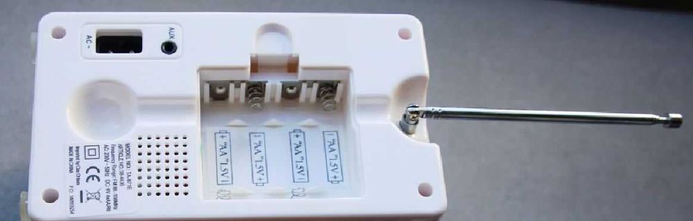 FM Radio de cor branca