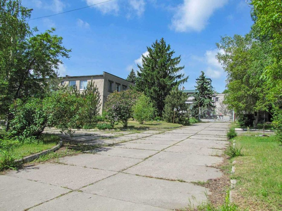 Продаж виробничого КОМПЛЕКСУ, вул Сонячне шосе, земля ПРИВАТИЗОВАНА.