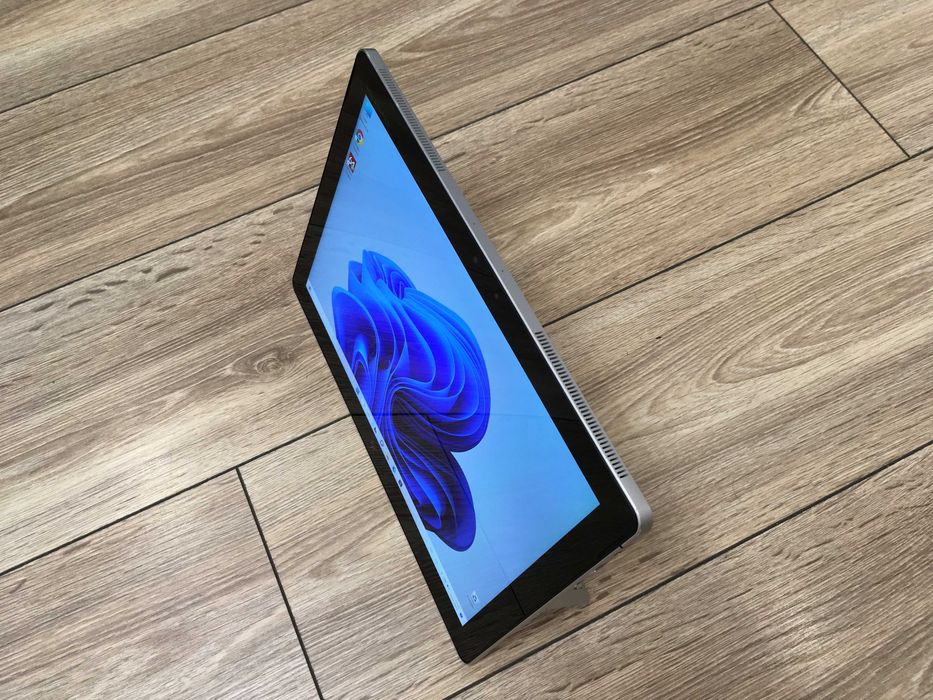 Ноутбук HP Elite X2 1012 G2 12,3" i5-7300u/8 RAM/256 SSD LTE