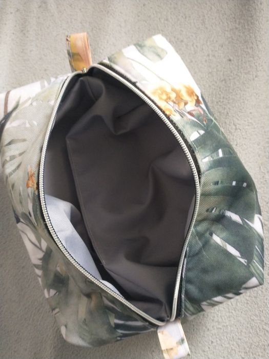 Duża kosmetyczka wodoodporna  Handmade. Prezent. Monstera