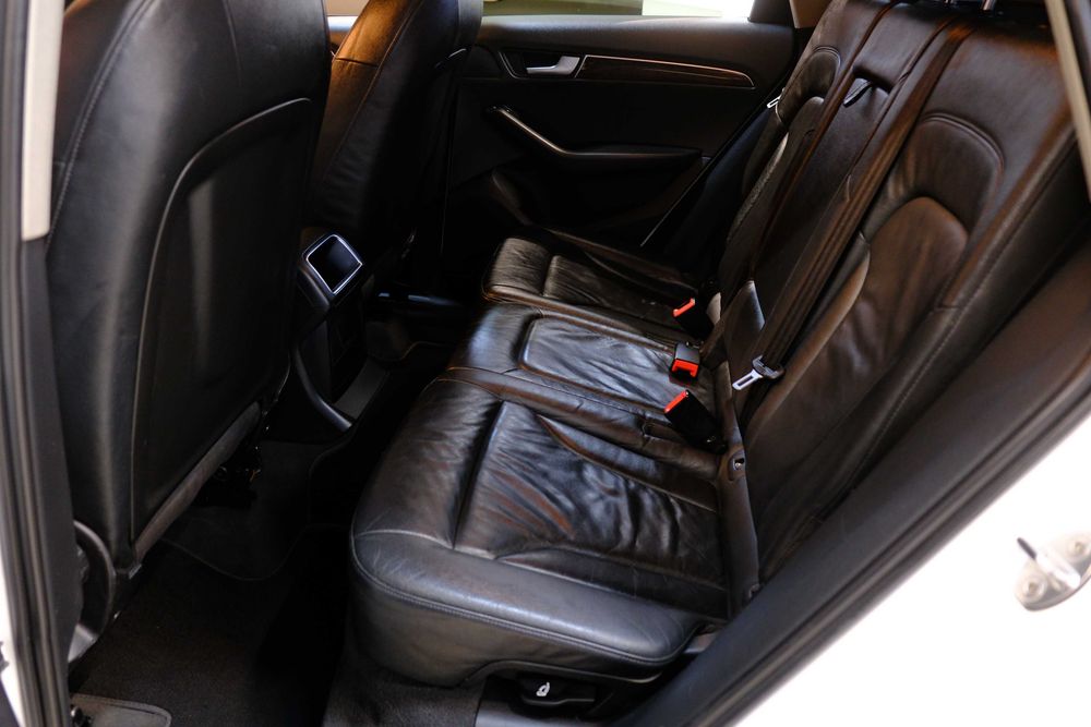 Audi Q5 2011 біла