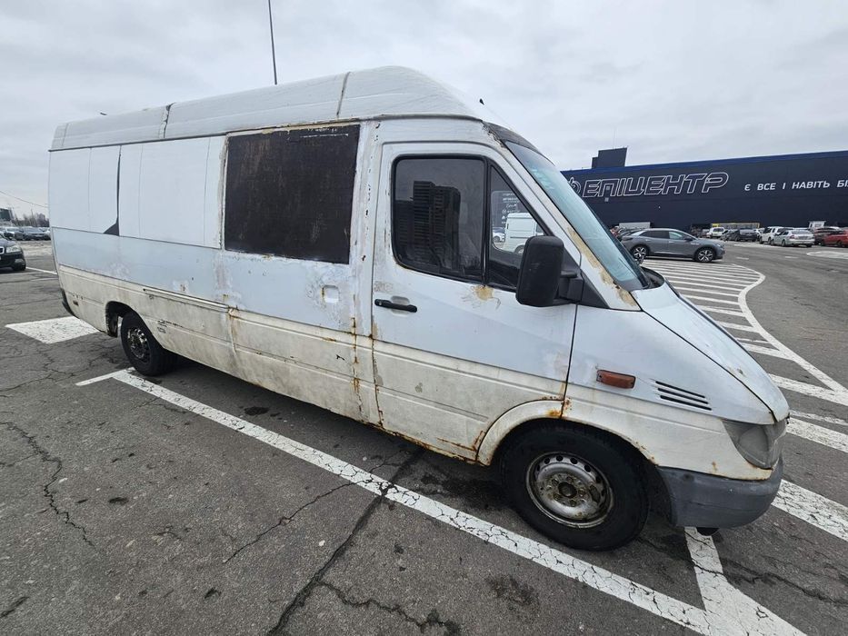 Продам спрінтер 313 2003 рік 2500$