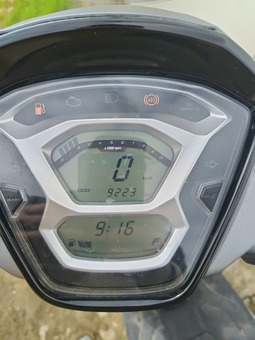 Scooter à venda ano 2022- Kymco People S (Arrefecimento líquido )