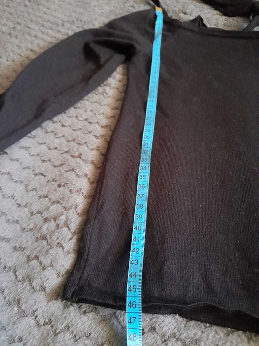 Bluzka z wiązanymi ramiączkami