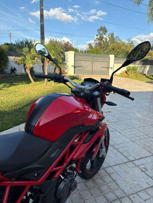 Benelli BN 125 ano 2020
