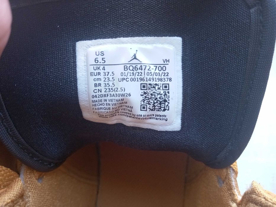 Buty Nike Jordan 1 r 37.5