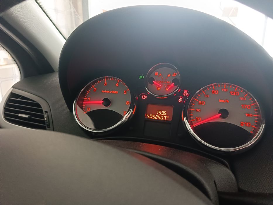 Peugeot 207 53 000kms reais