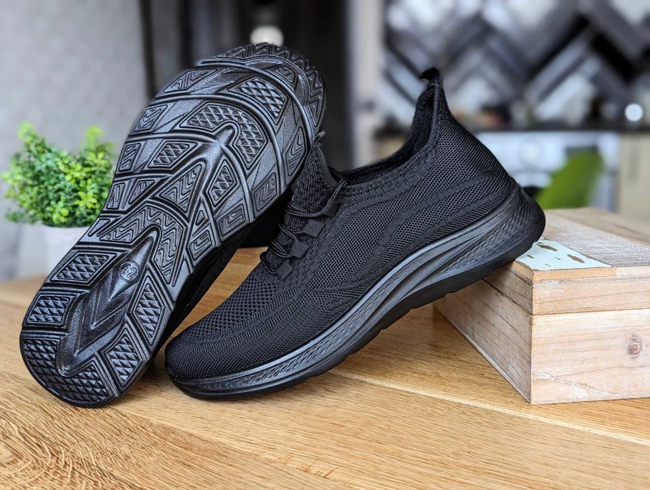 Якісні і комфортні чоловічі кросівки весняні осінні кроссовки мужские