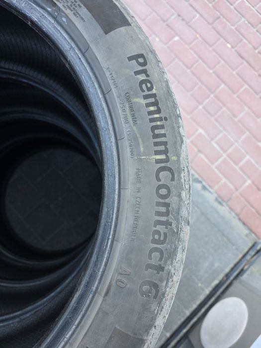 Opony Continental premiumconatc komplet