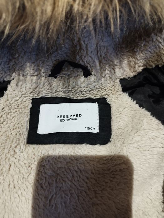 Kurtka zimowa Reserved rozm 110 z małą dziurką