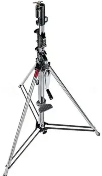 Штатив для прожектора
