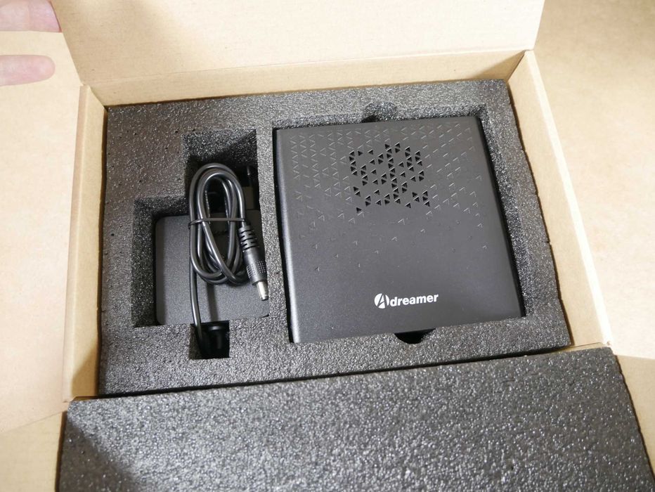 Портативный ПК на AMD Ryzen 7 7840HS 8GB | 512 GB