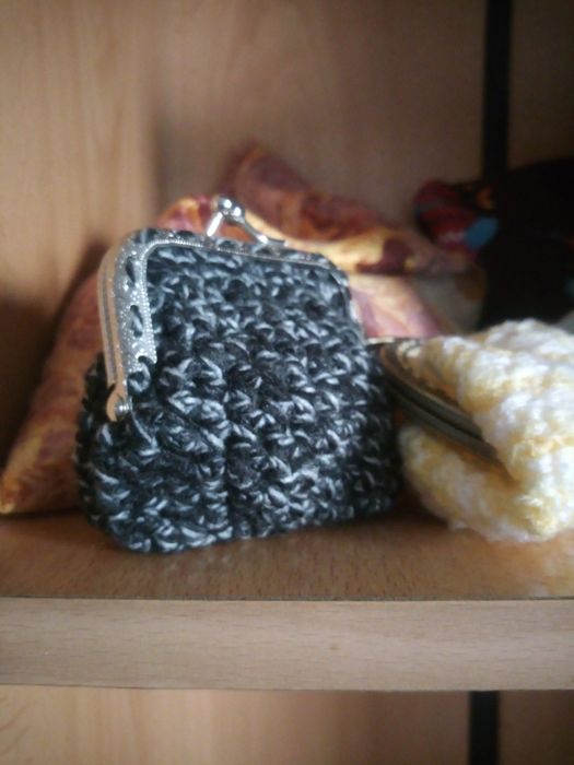 Porta-moedas para senhora, feitos á mão