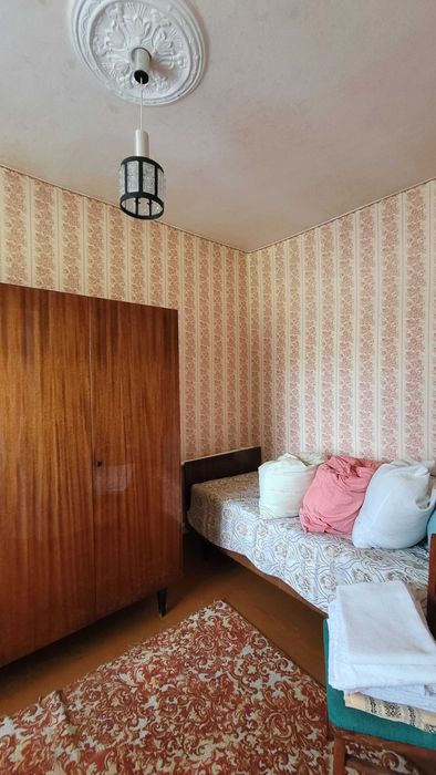 Продам будинок , район вулиці Центральна.