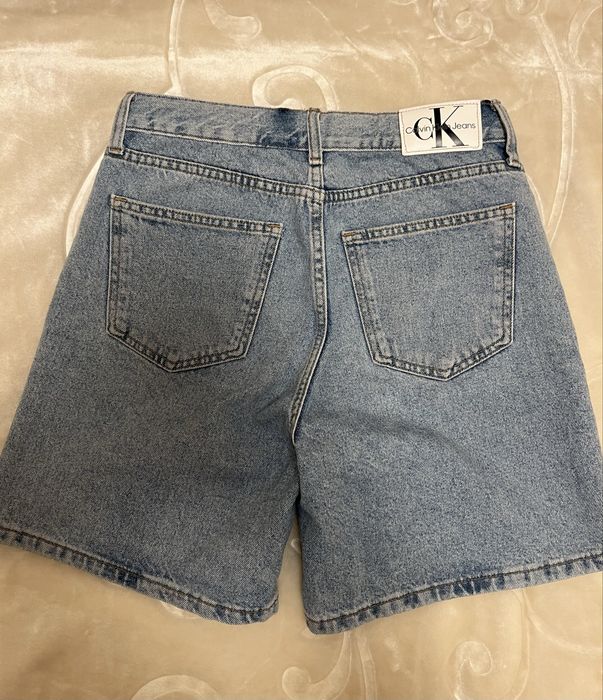 Шорти Calvin Klein