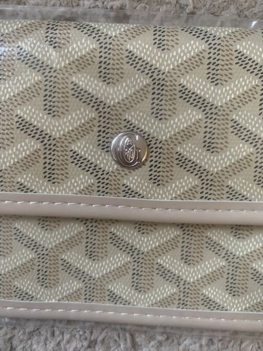 Mala mulher bege grande