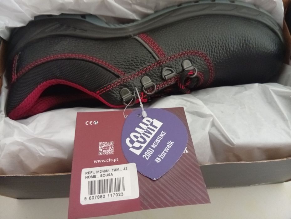 Sapatos segurança 42 novos