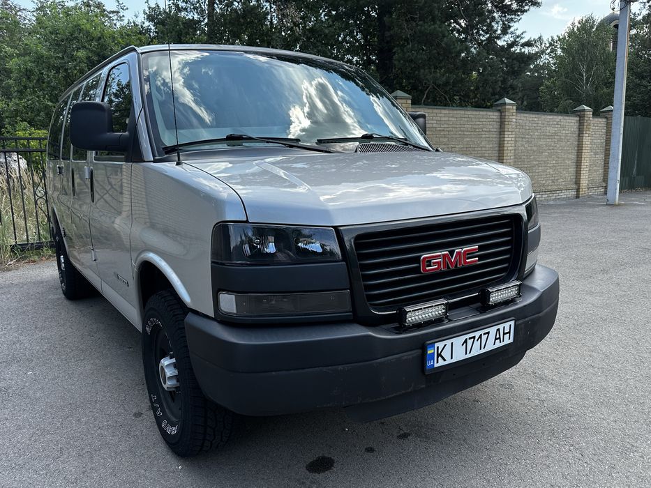 Gmc Savana або Chevrolet Exspress