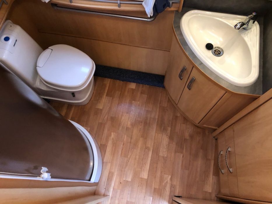 Кемпер караван причіп дача